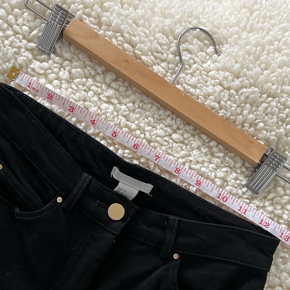 NWOT Black H&M Slim Stretchy Black Jean Pants Size 2 - Picture 6 of 7